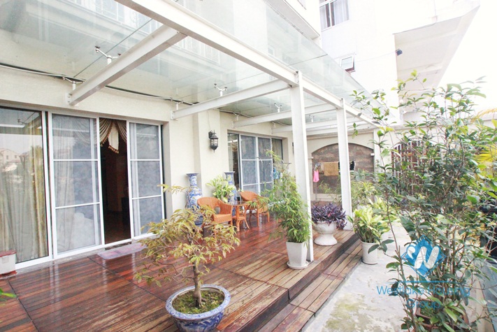 One bedroom apartment with a huge back yard garden for rent on Xuan Dieu